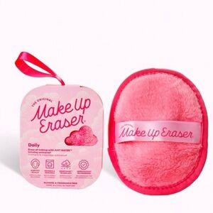 NWT MakeUp Eraser Pink Makeup Remover Cloth
